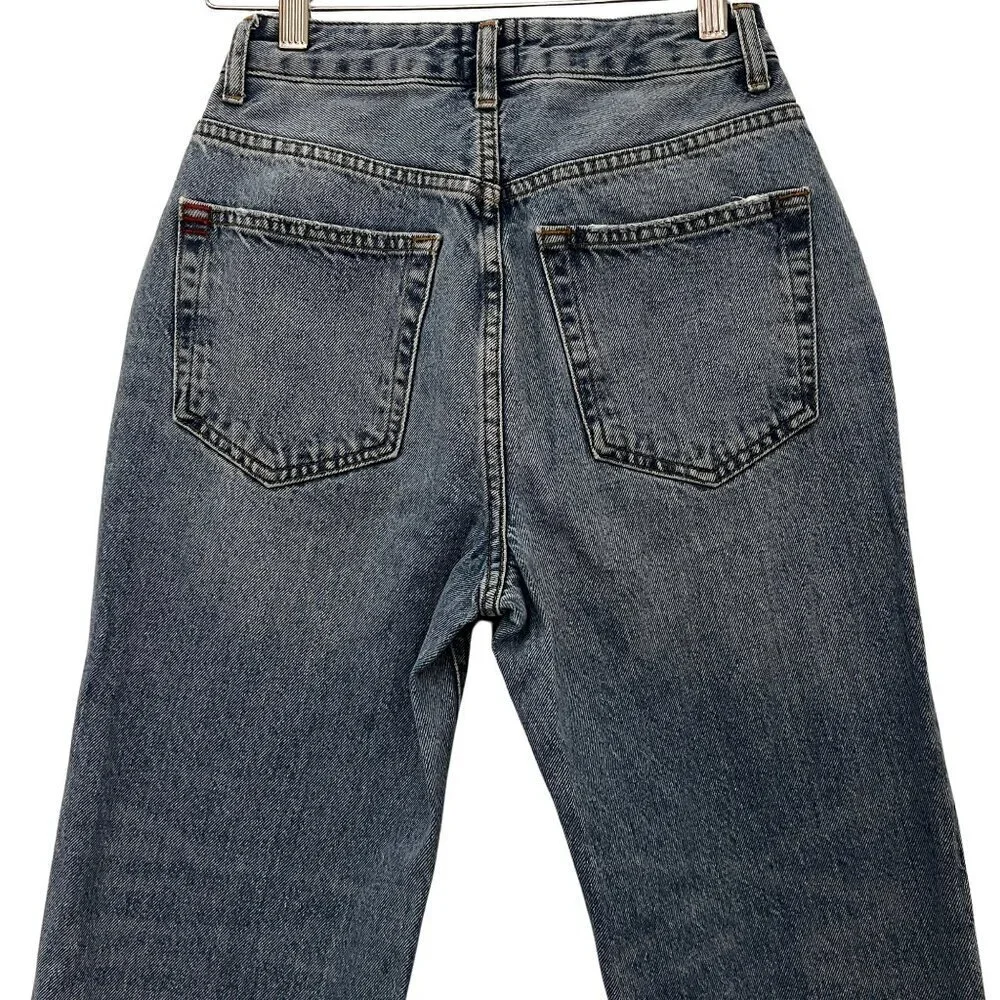Urban Outfitters BDG Mom High Rise Jeans Size 25